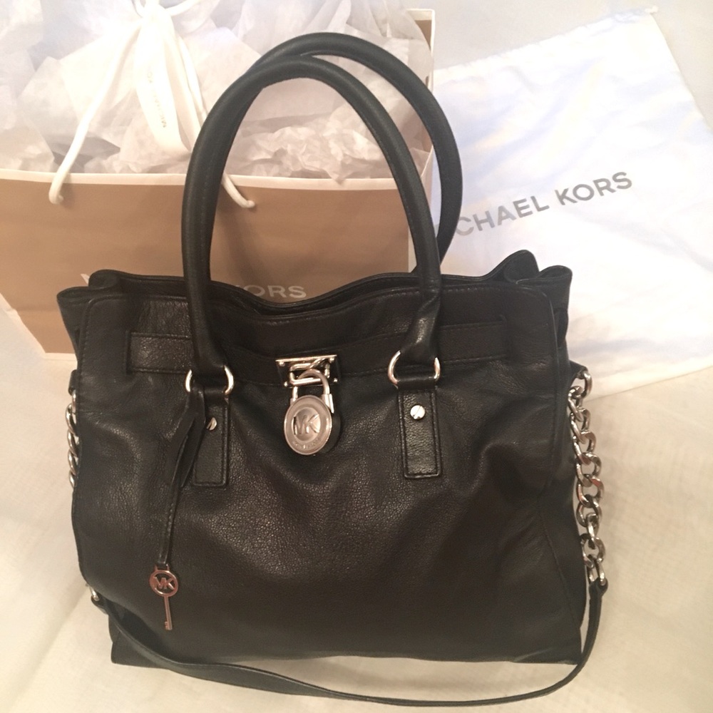 Authentic Michael Kors Hamilton large handbag.